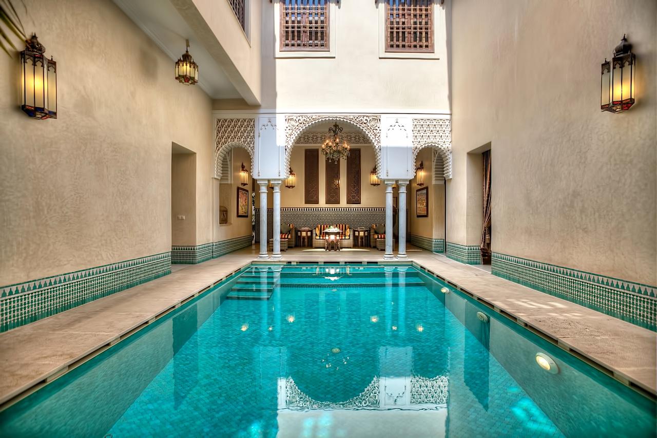 Riad kniza