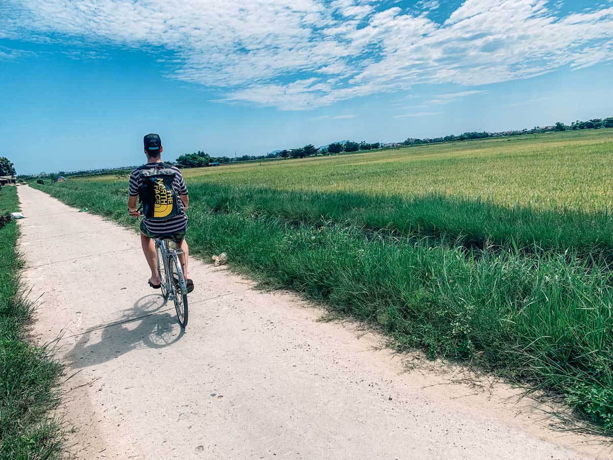 cycling to cu dai beach