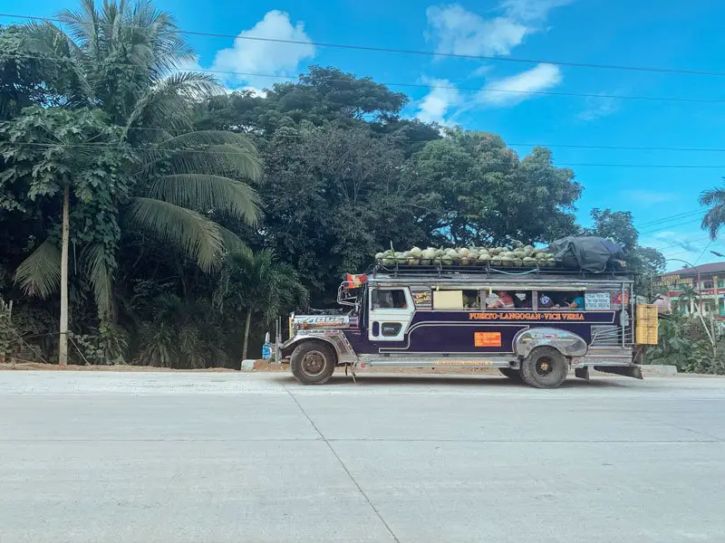 public bus in the philippines