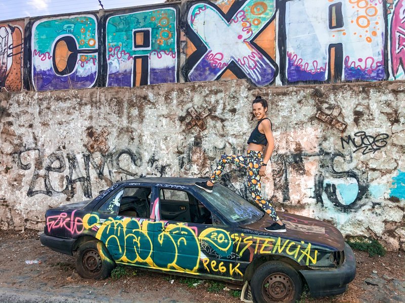 car in valparaiso