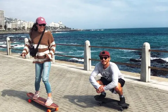 surfskate couple